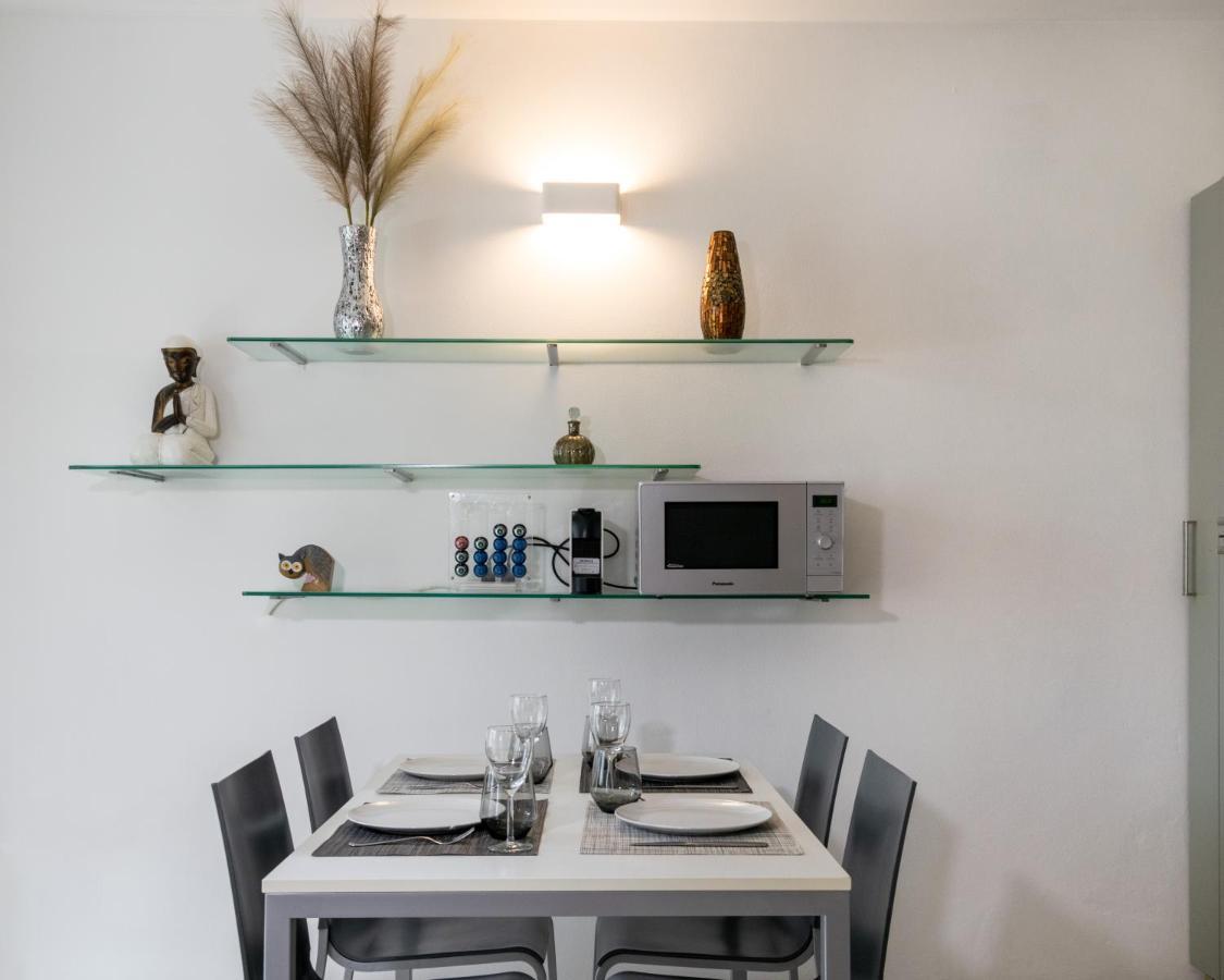 Apartment - Free Parking *